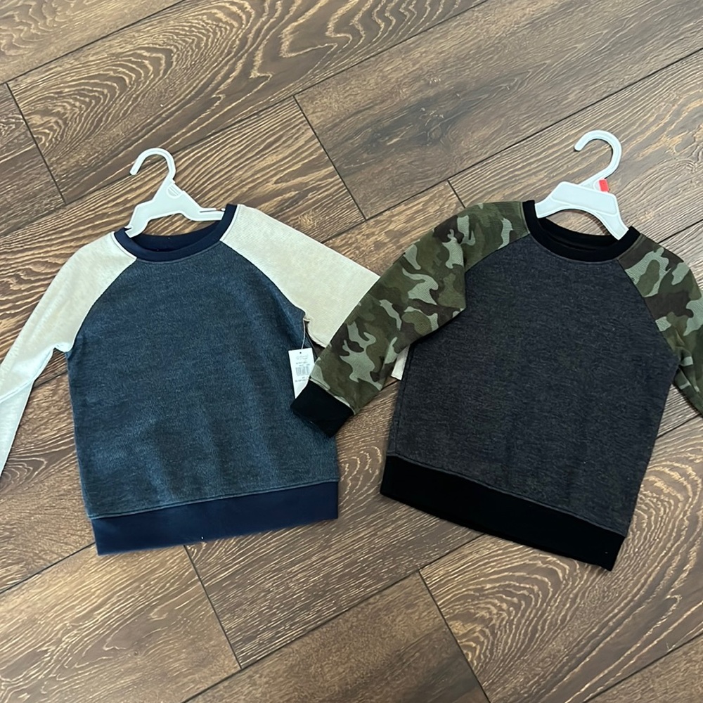 Boy's Old Navy Long Sleeve Raglan Knit Shirts Bundle  3T Like New/New With Tags!